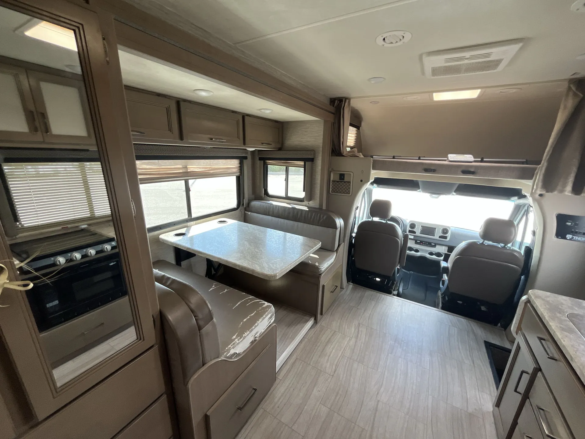 2021 Thor Motor Coach Daybreak 24GO — living area main