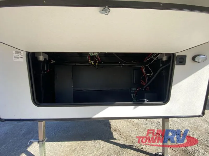 2025 Coachmen Chaparral 336TSIK - Photo 3