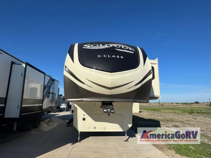 2020 Grand Design Solitude S-Class 3350RL - Photo 3