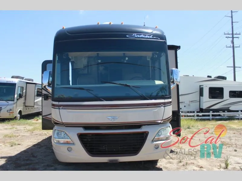 2015 Fleetwood RV Southwind 34A - Photo 3