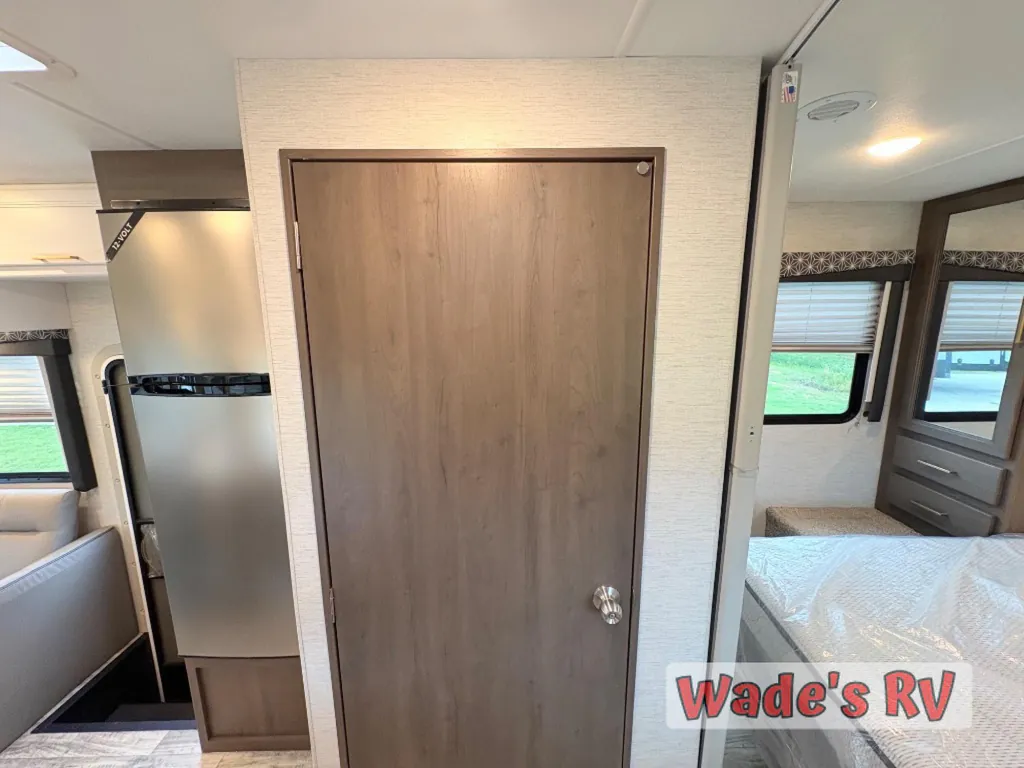 2024 Thor Motor Coach Freedom Elite 28AE, Photos photo 21