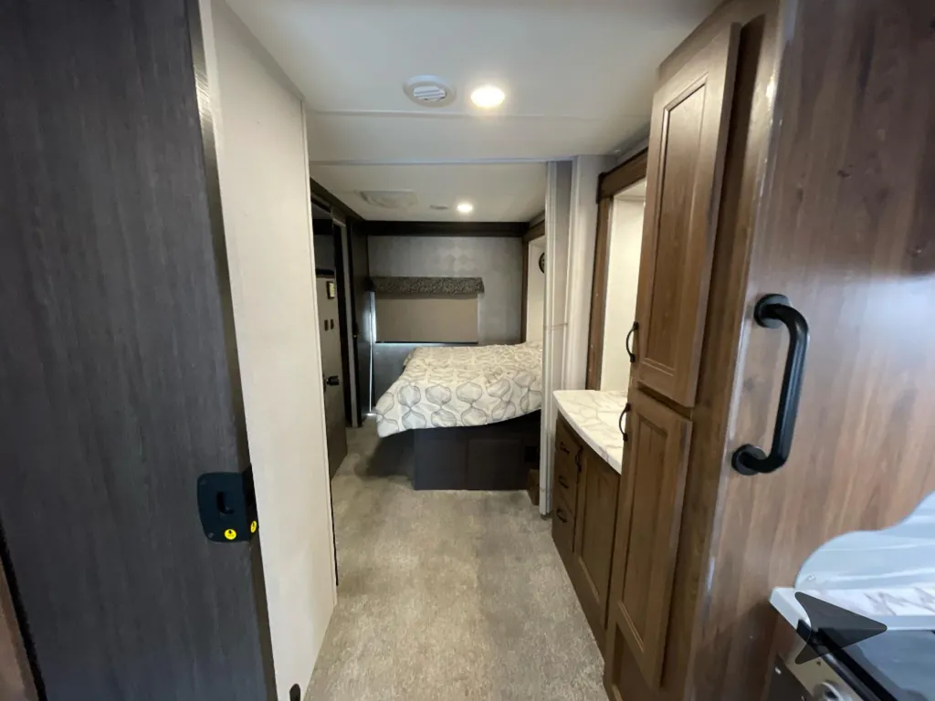 2020 Forest River Sunseeker 3040DS, Photos photo 11