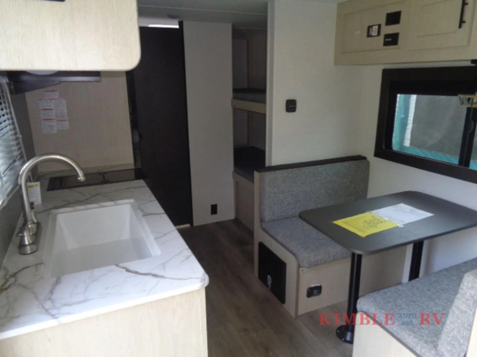 2025 Shasta Compact 18BH - Photo 3