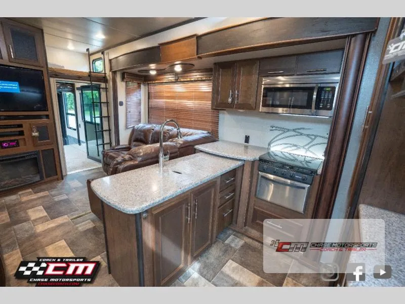 2016 Keystone RV Fuzion Used    414 Chrome - Photo 4