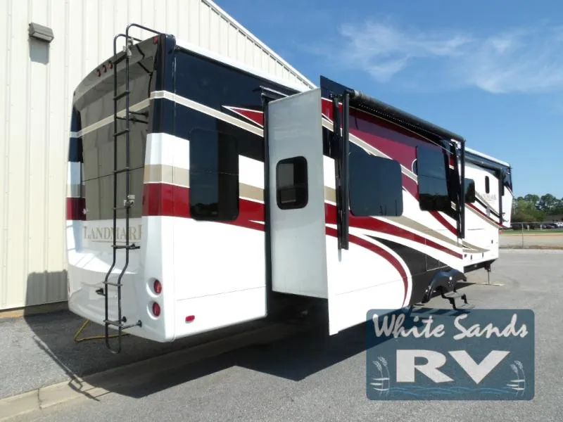 2016 Heartland Landmark 365 Used    Newport - Photo 3