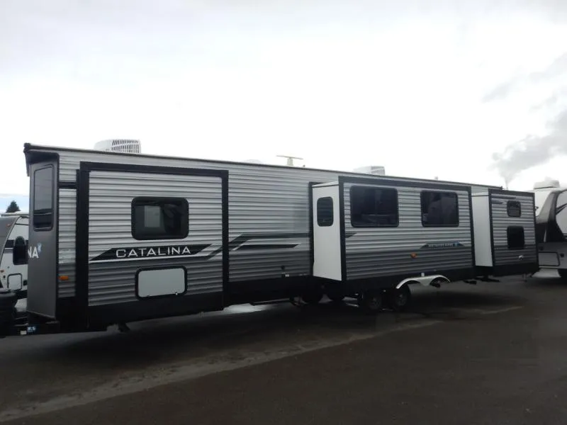 2024 Coachmen Catalina Destination Series 40BHTS - Photo 4