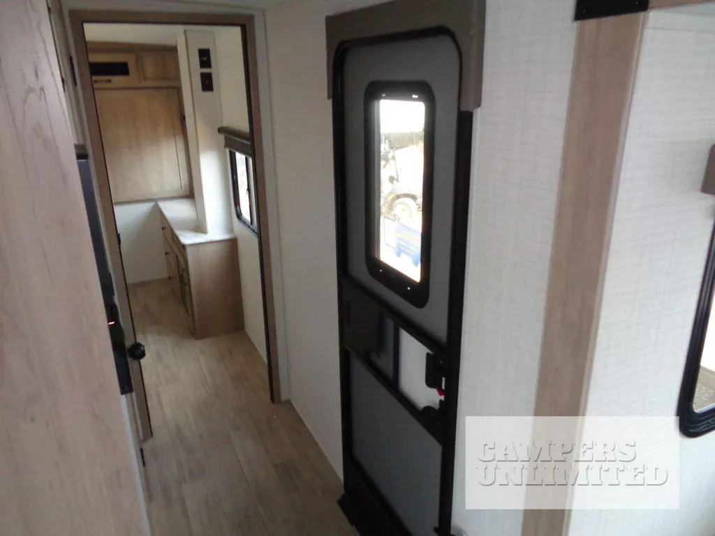 2026 Forest River Solaire 3060RKTS, Photos photo 7