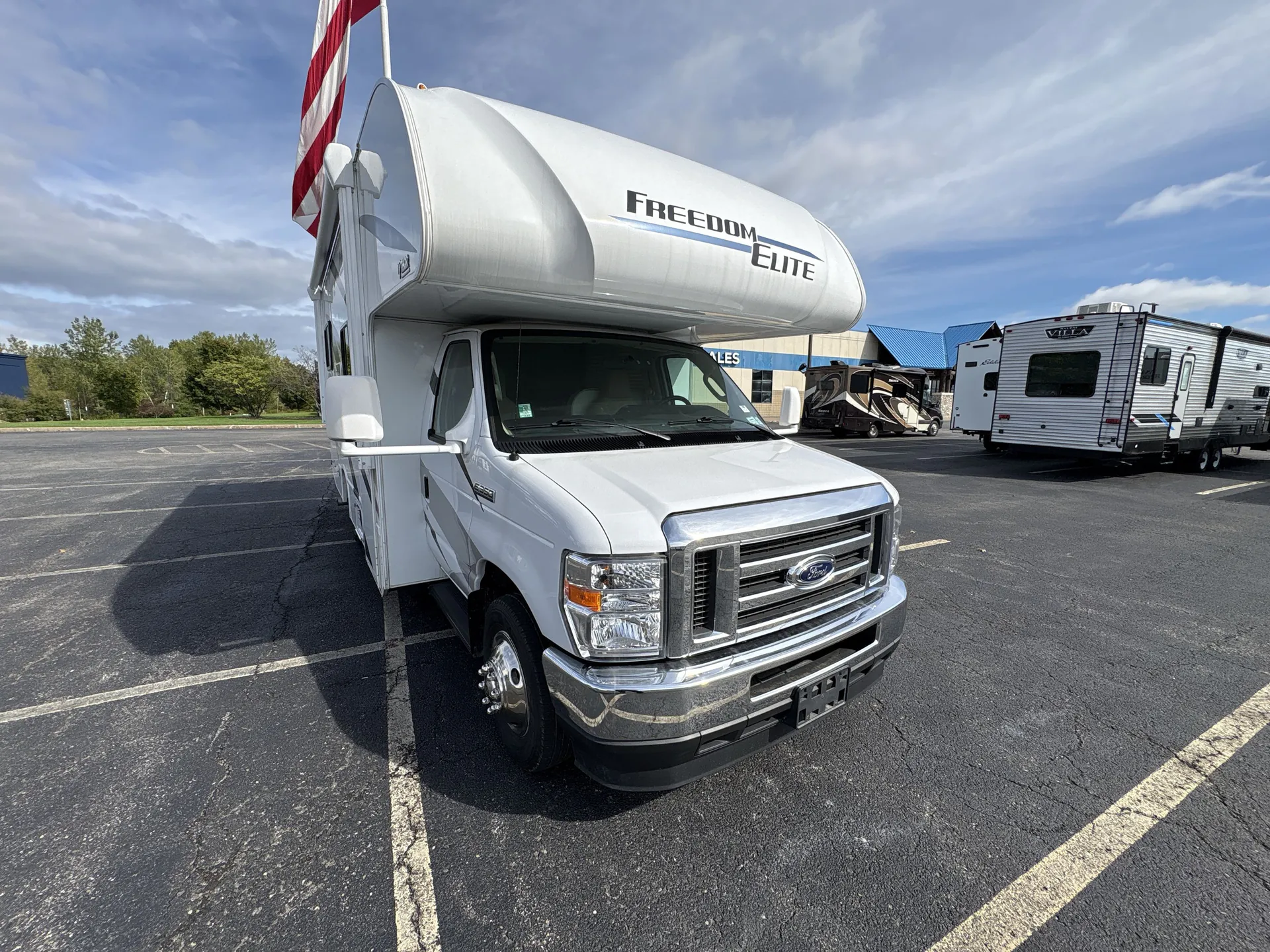 2022 Thor Motor Coach Freedom Elite 22HE - Photo 2