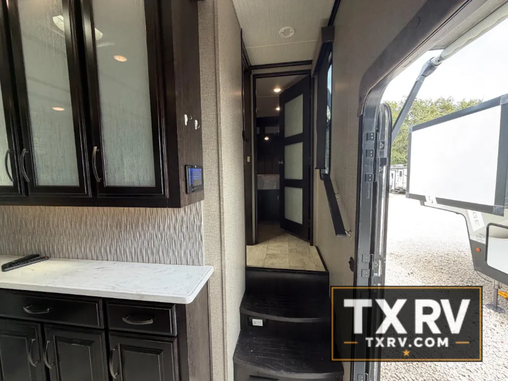 2018 Grand Design Momentum 351M, Photos photo 37