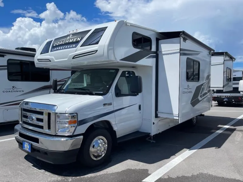 2026 Coachmen Leprechaun 260DS - Photo 4