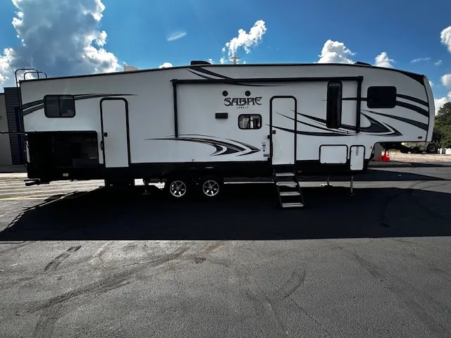 2019 Forest River Sabre 31BHT - Main photo