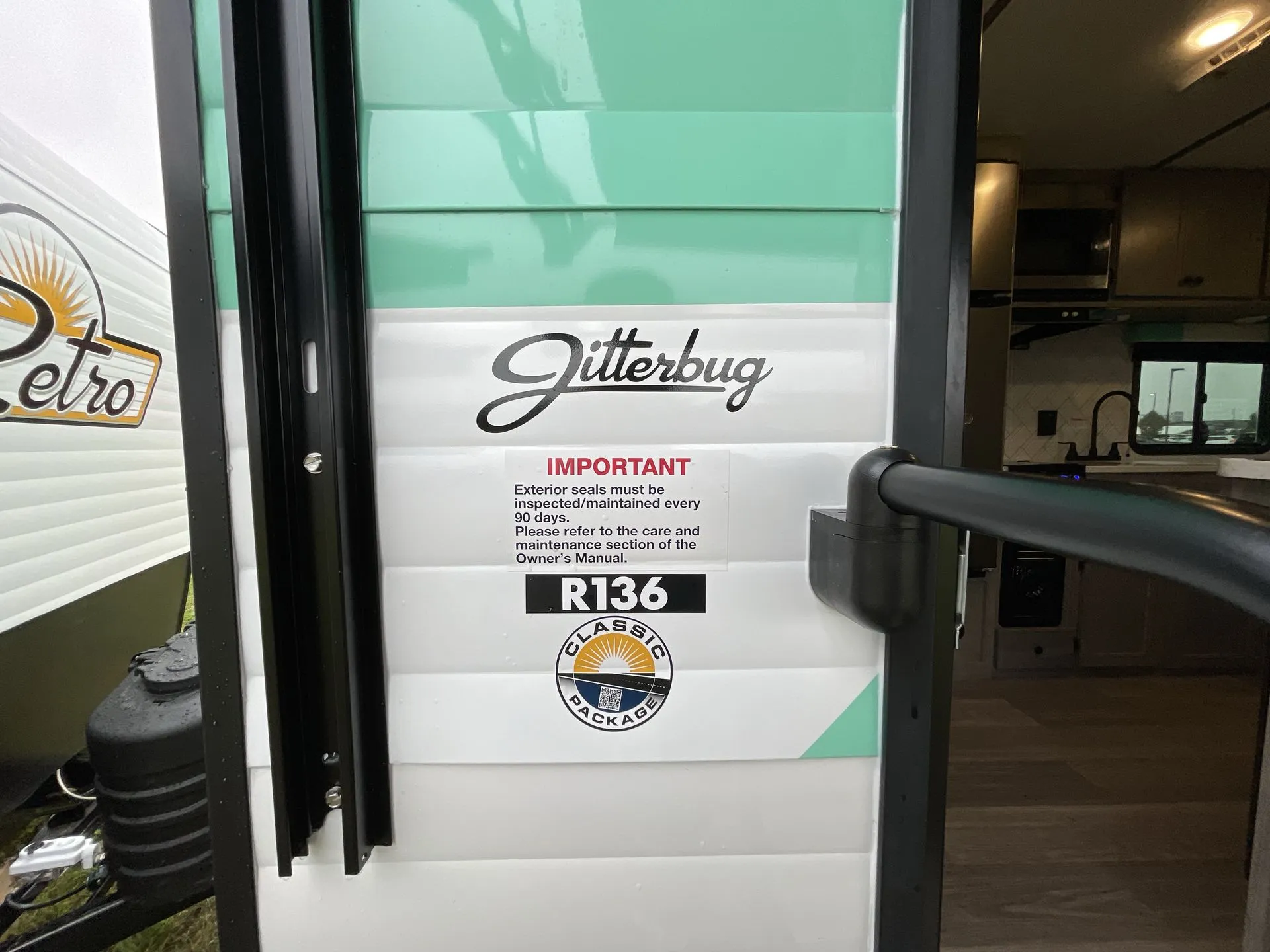2027 Sunset Park RV Retro 136 - Photo 4