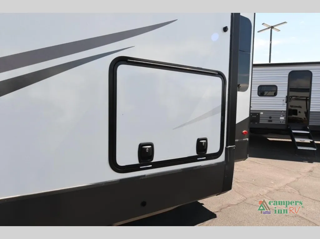 2024 Forest River Rockwood Signature 361RL, Photos photo 33