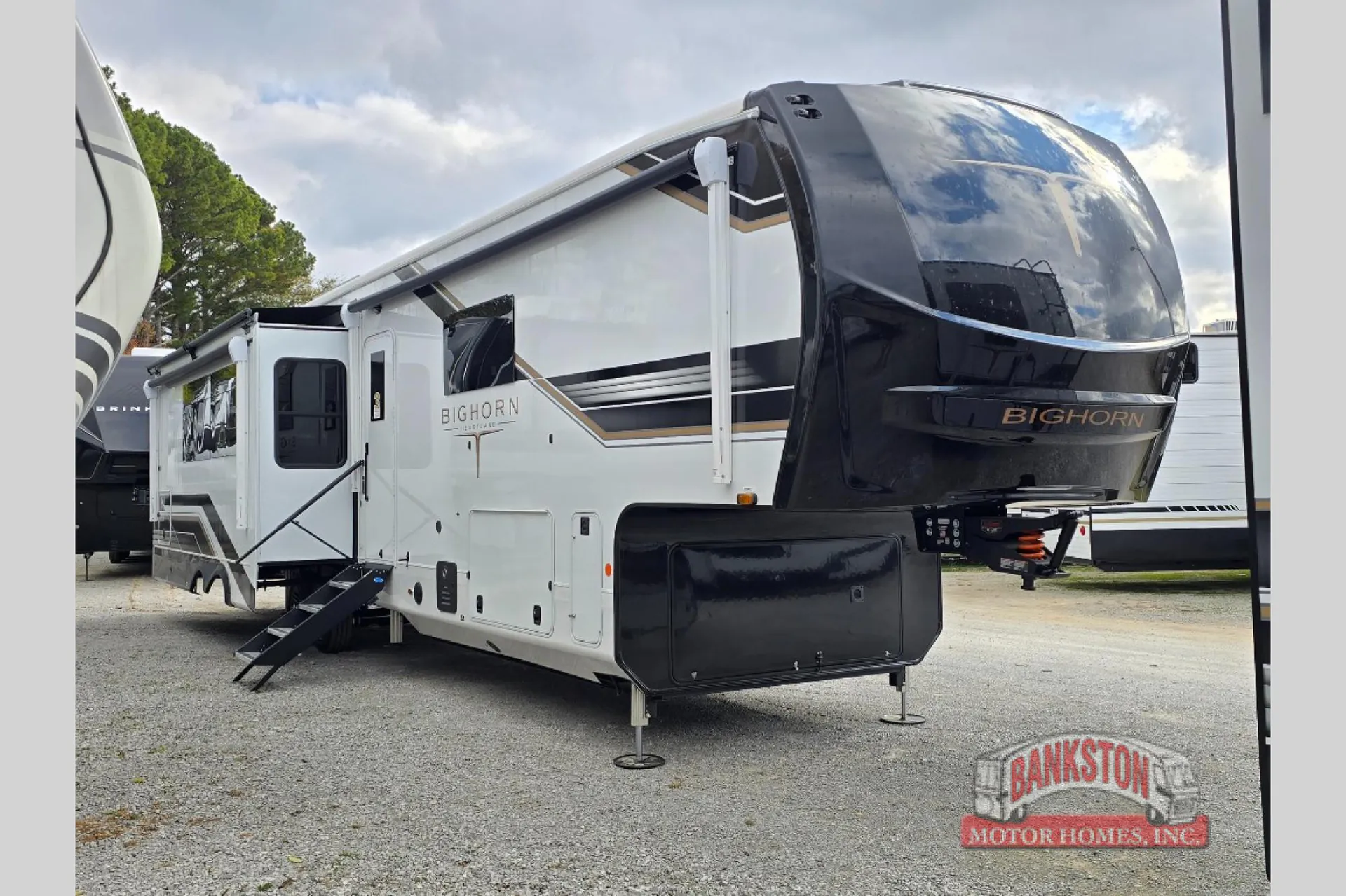 2026 Heartland Bighorn 39RK - Photo 2
