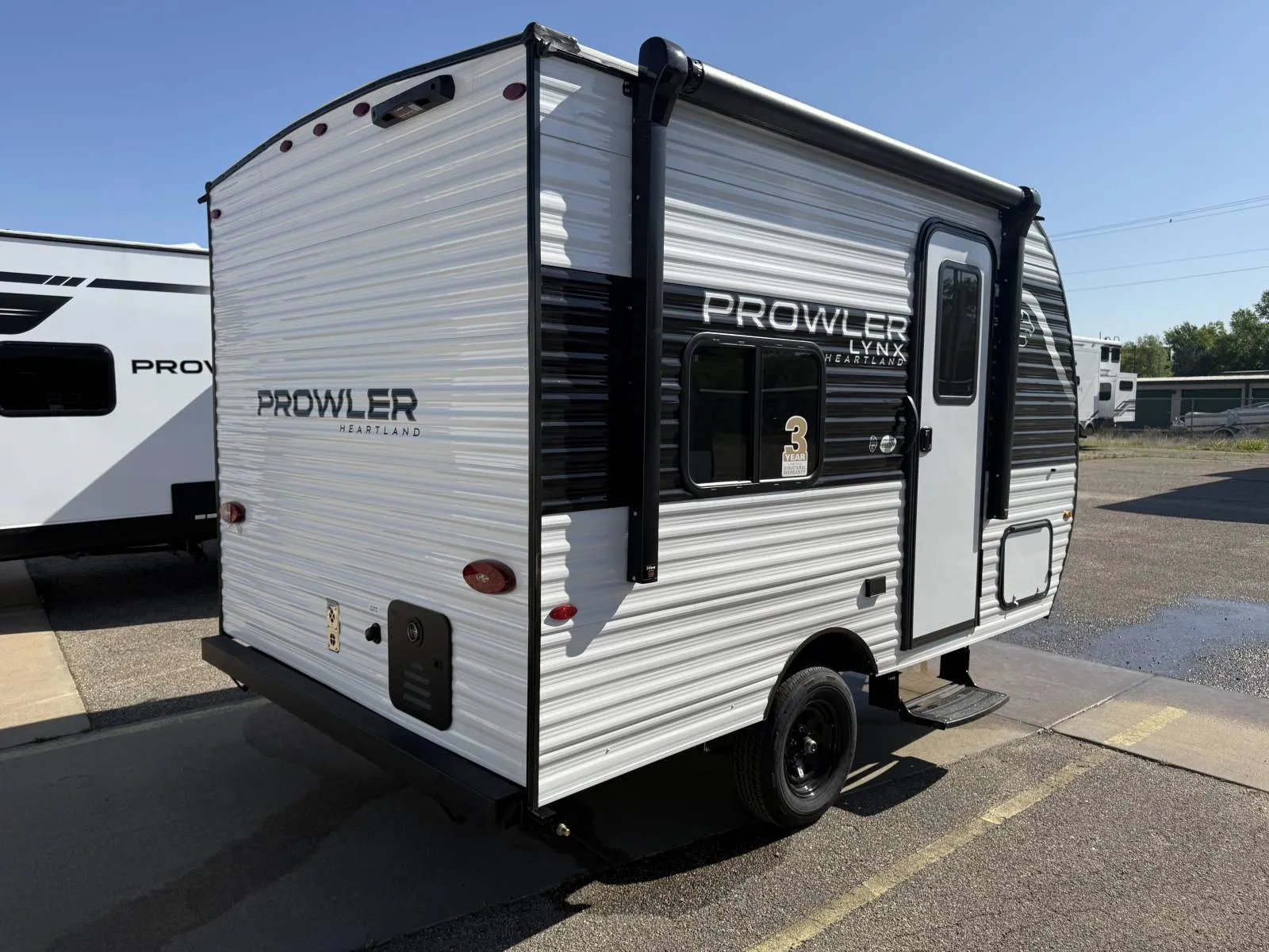 2026 Heartland Prowler 300BH - Photo 3