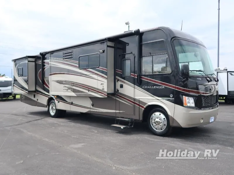 2013 Thor Motor Coach Challenger 37GT - Main photo