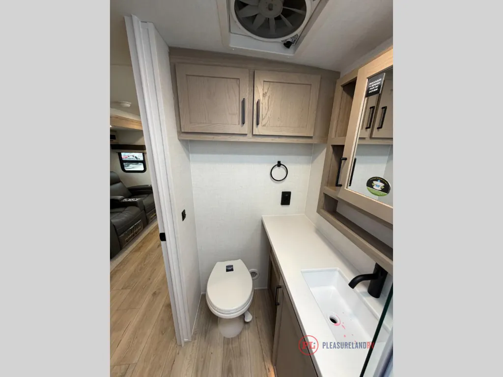 2026 Forest River Flagstaff Micro Lite 25FBD, Photos photo 18