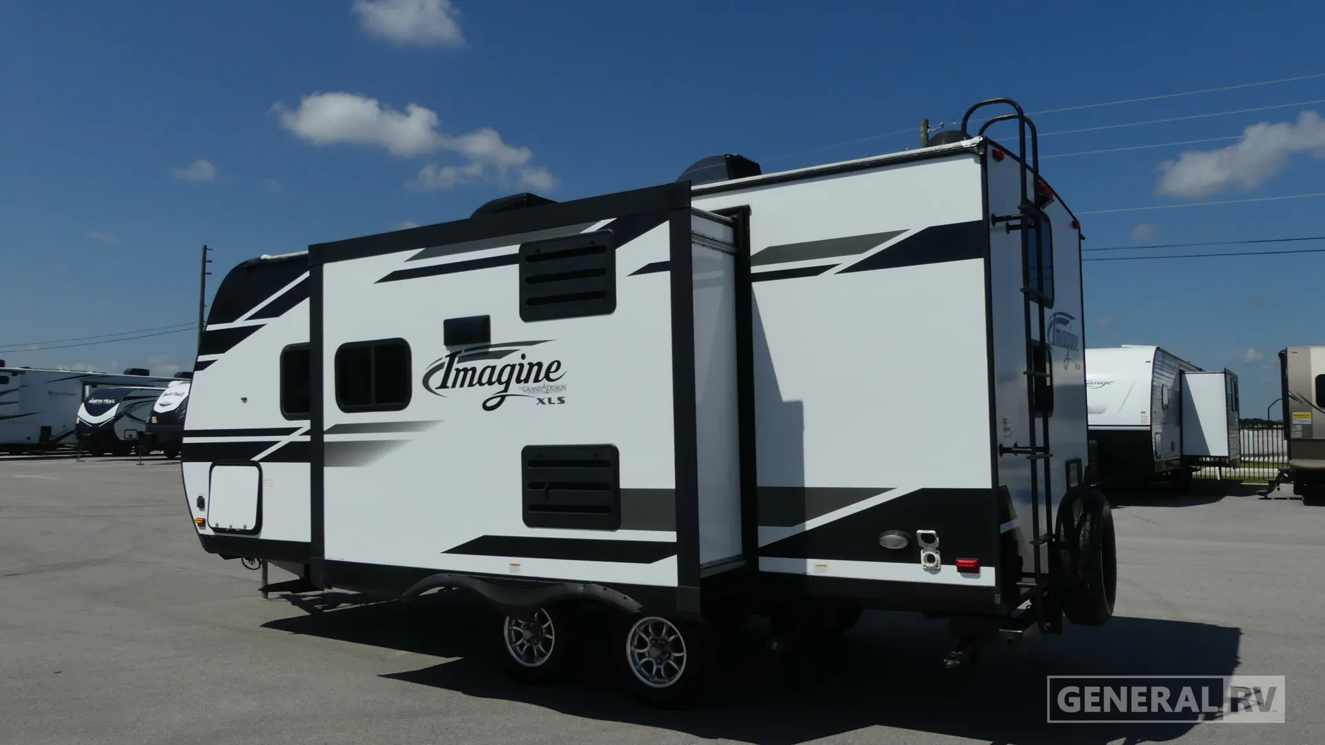 2019 Grand Design Imagine XLS 19BWE - Photo 4