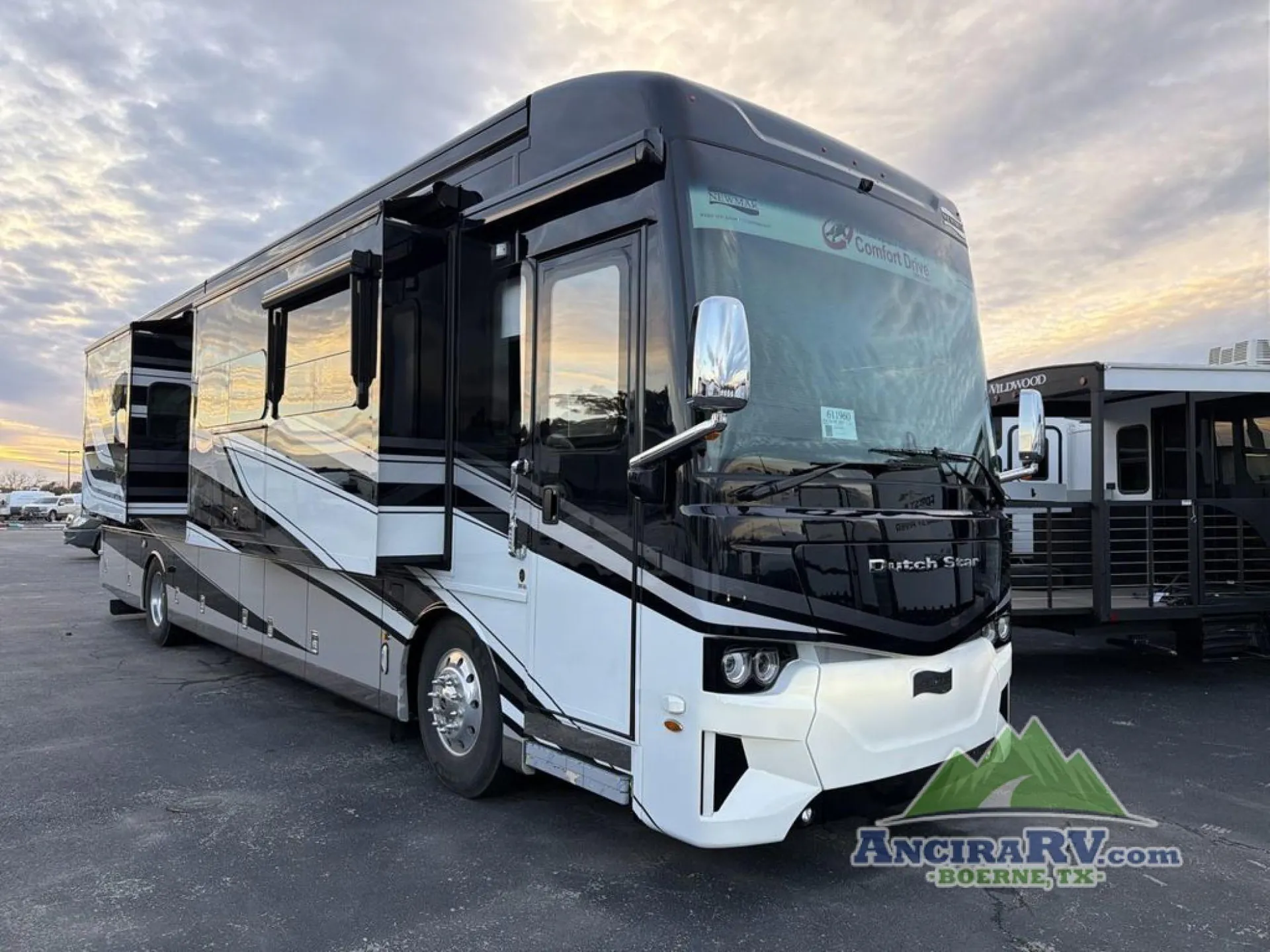 2026 Newmar Dutch Star 3836 - Photo 4