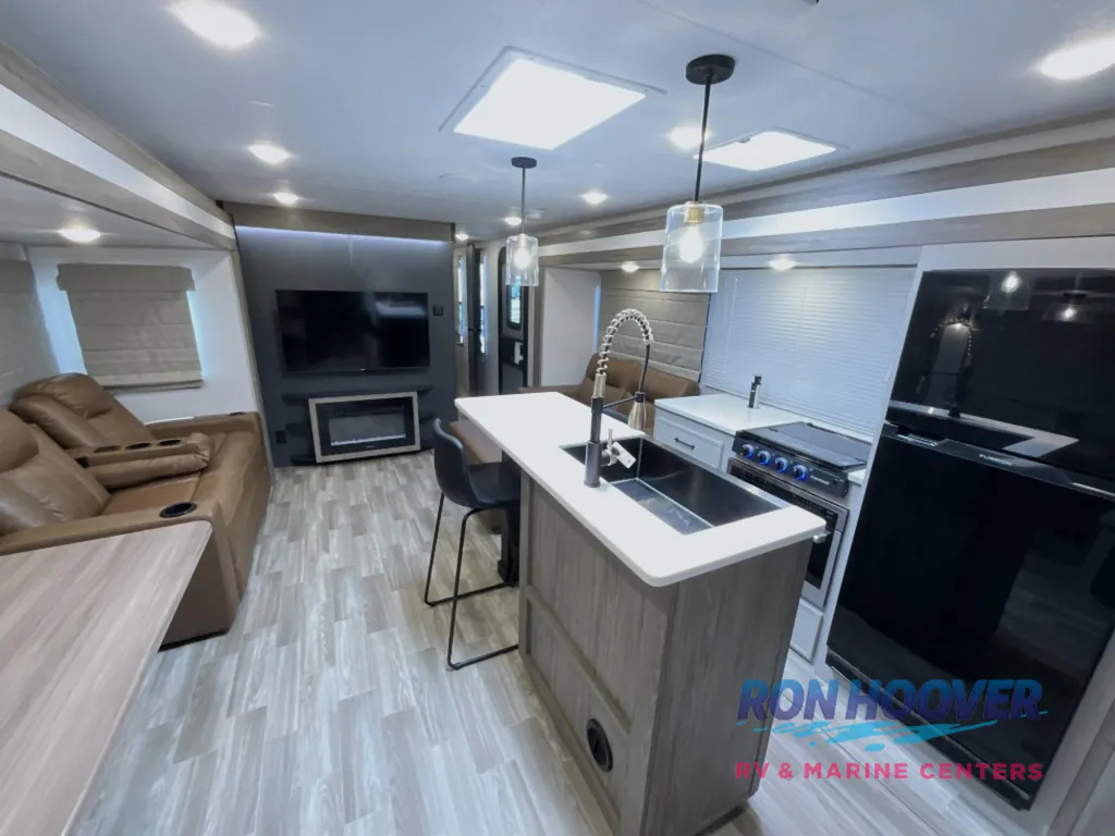 2025 Forest River Vibe 3400BH, Photos photo 14