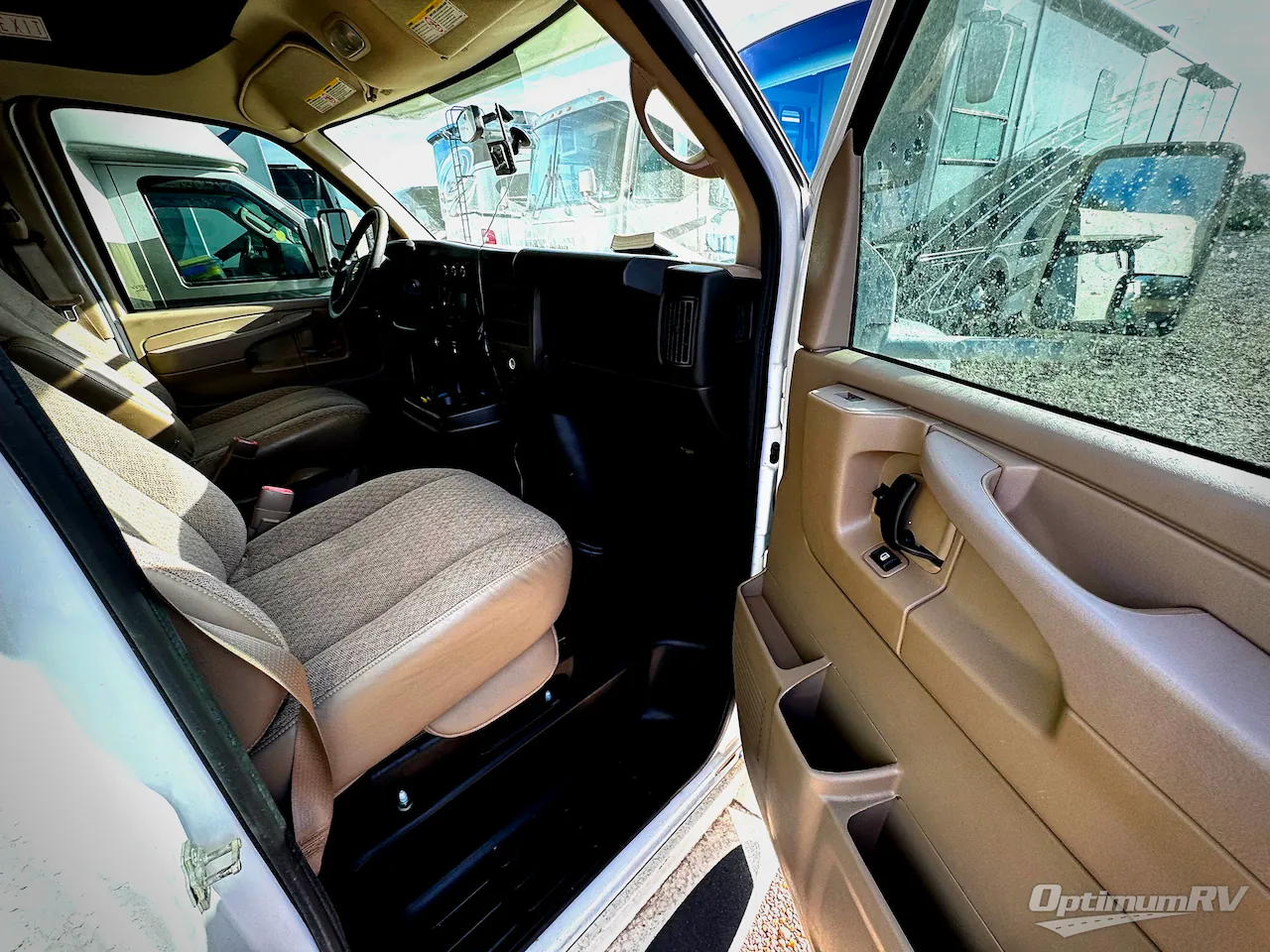 2015 Coachmen Freelander 22QB - Photo 4