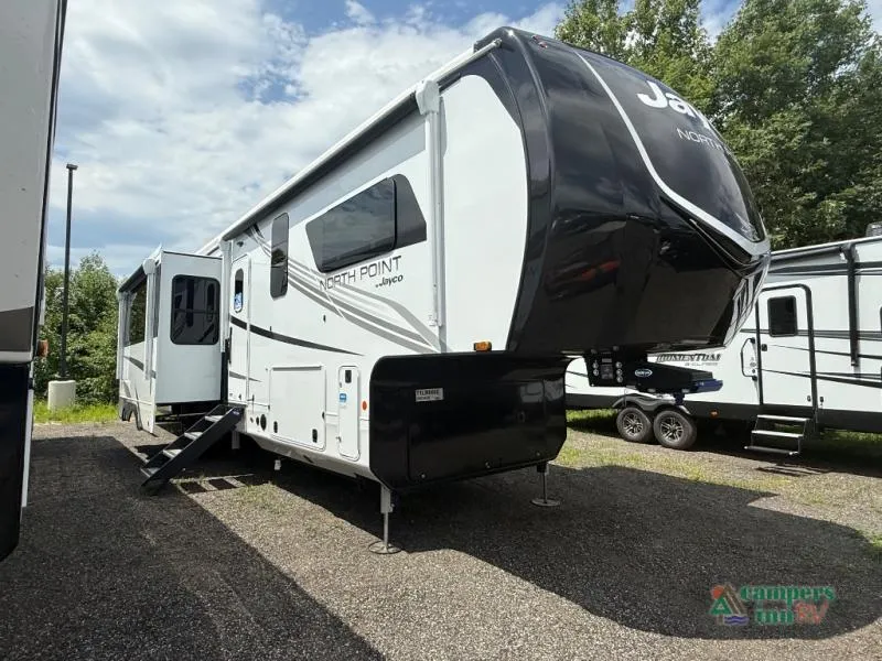 2026 Jayco North Point 390CKDS - Photo 2