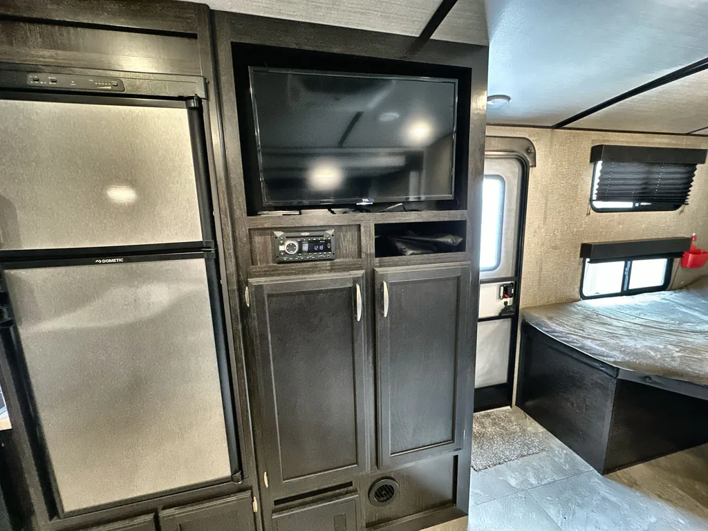 2019 Grand Design Imagine 2800BH, Photos photo 14