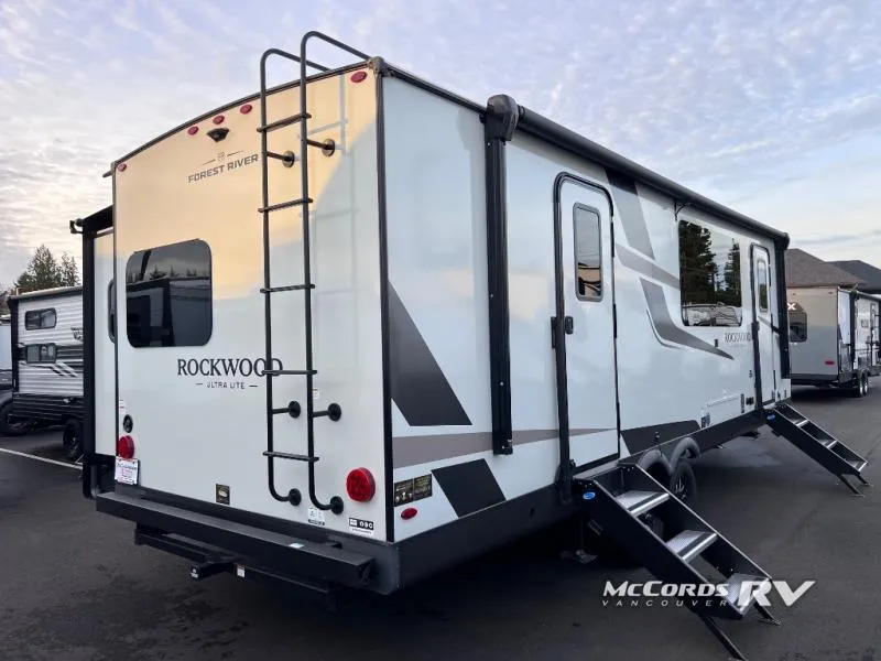 2026 Forest River Rockwood Ultra Lite 2619FK - Photo 3