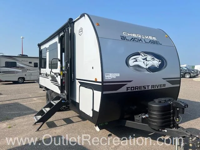 2026 Forest River Cherokee Grey Wolf Black Label 18RRBL - Photo 2
