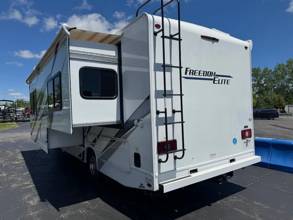 2022 Thor Motor Coach Freedom Elite 27FE, Photos photo 5