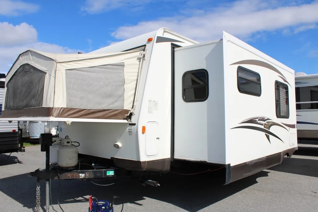 2015 Forest River Rockwood Roo 23IKSS - Photo 3