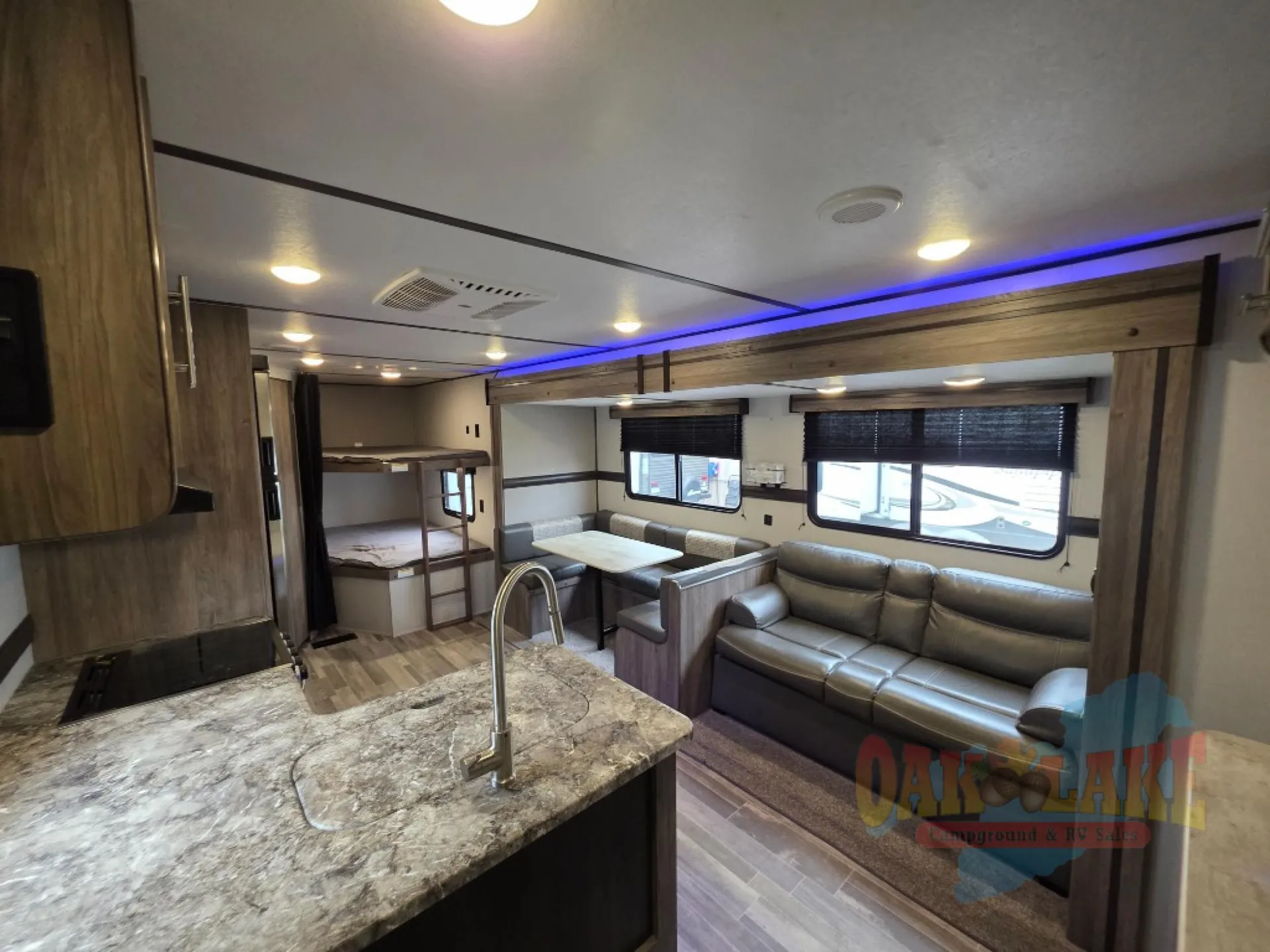 2020 CrossRoads Zinger Lite 270BH - Photo 3