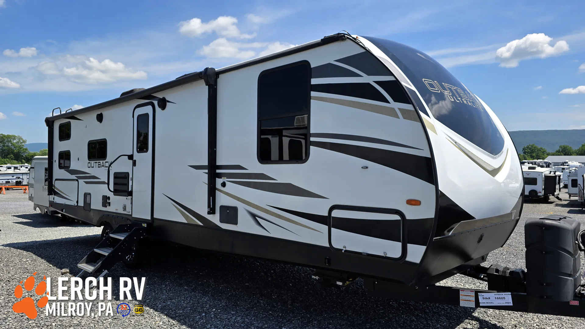 2021 Keystone Outback Ultra-Lite 302UBH - Photo 2