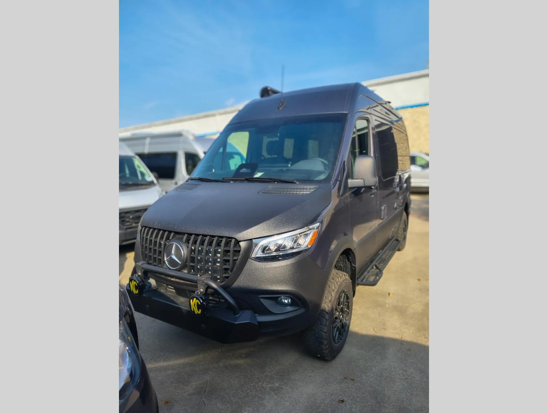 2026 Airstream Interstate X - Photo 4