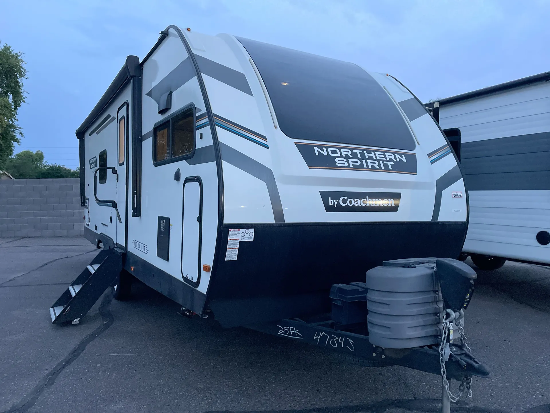 2024 Coachmen Northern Spirit 2565FK - Photo 2