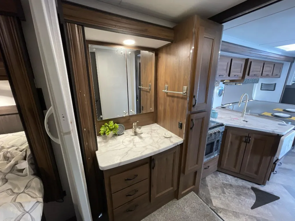 2020 Forest River Sunseeker 3040DS, Photos photo 60