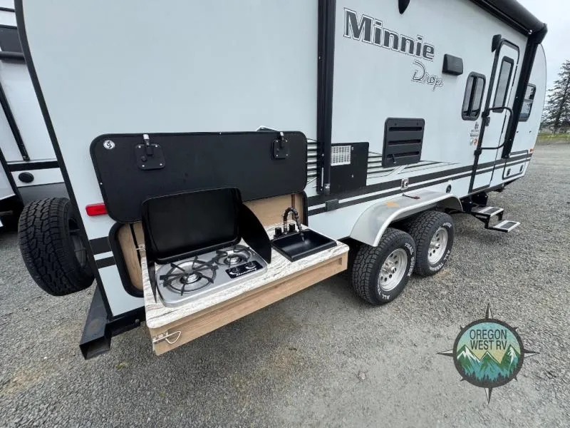 2020 Winnebago Minnie Drop MD210RBS - Photo 2