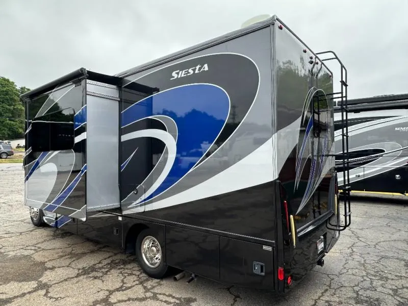 2017 Thor Motor Coach Siesta 24SA - Photo 4