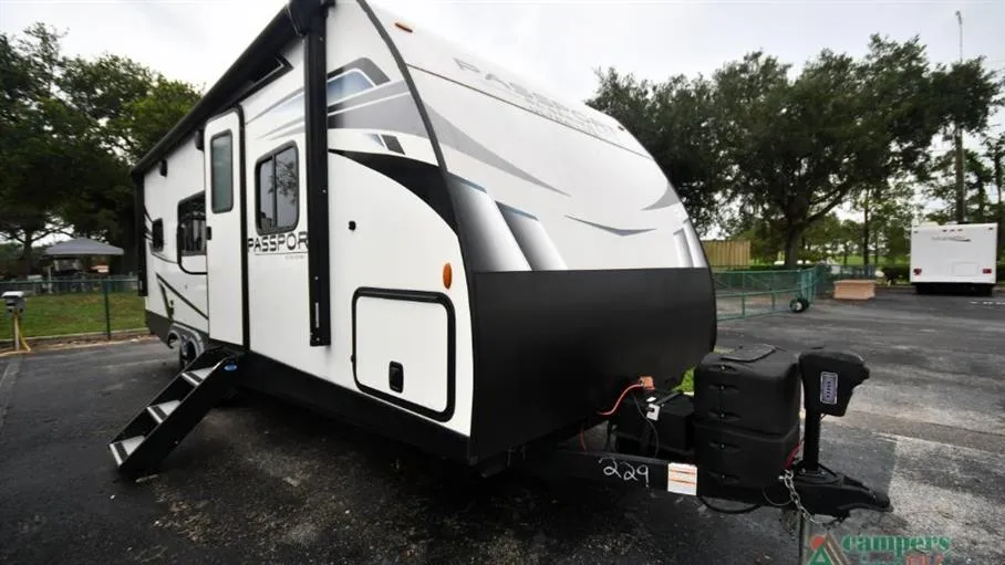 2023 Keystone Passport SL 229RK - Photo 2