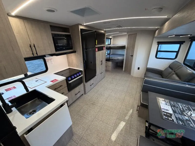 2026 Grand Design Imagine 2800BH - Photo 3