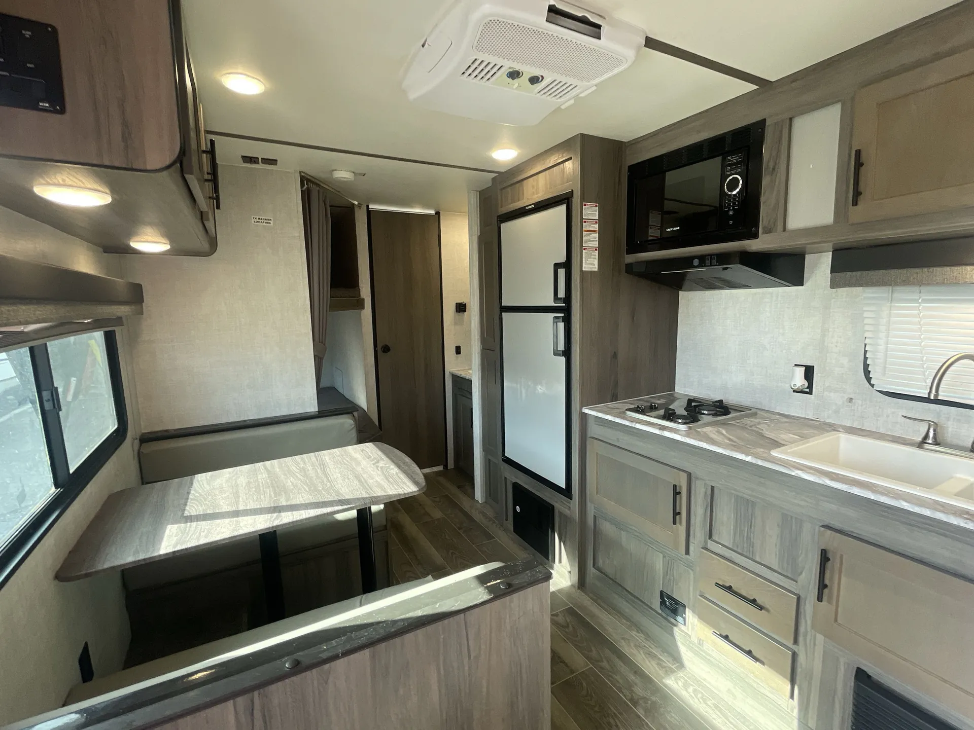 2021 Gulf Stream Enlighten 25BH — living area main