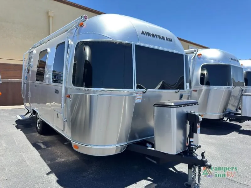 2026 Airstream Caravel 22FB - Photo 2