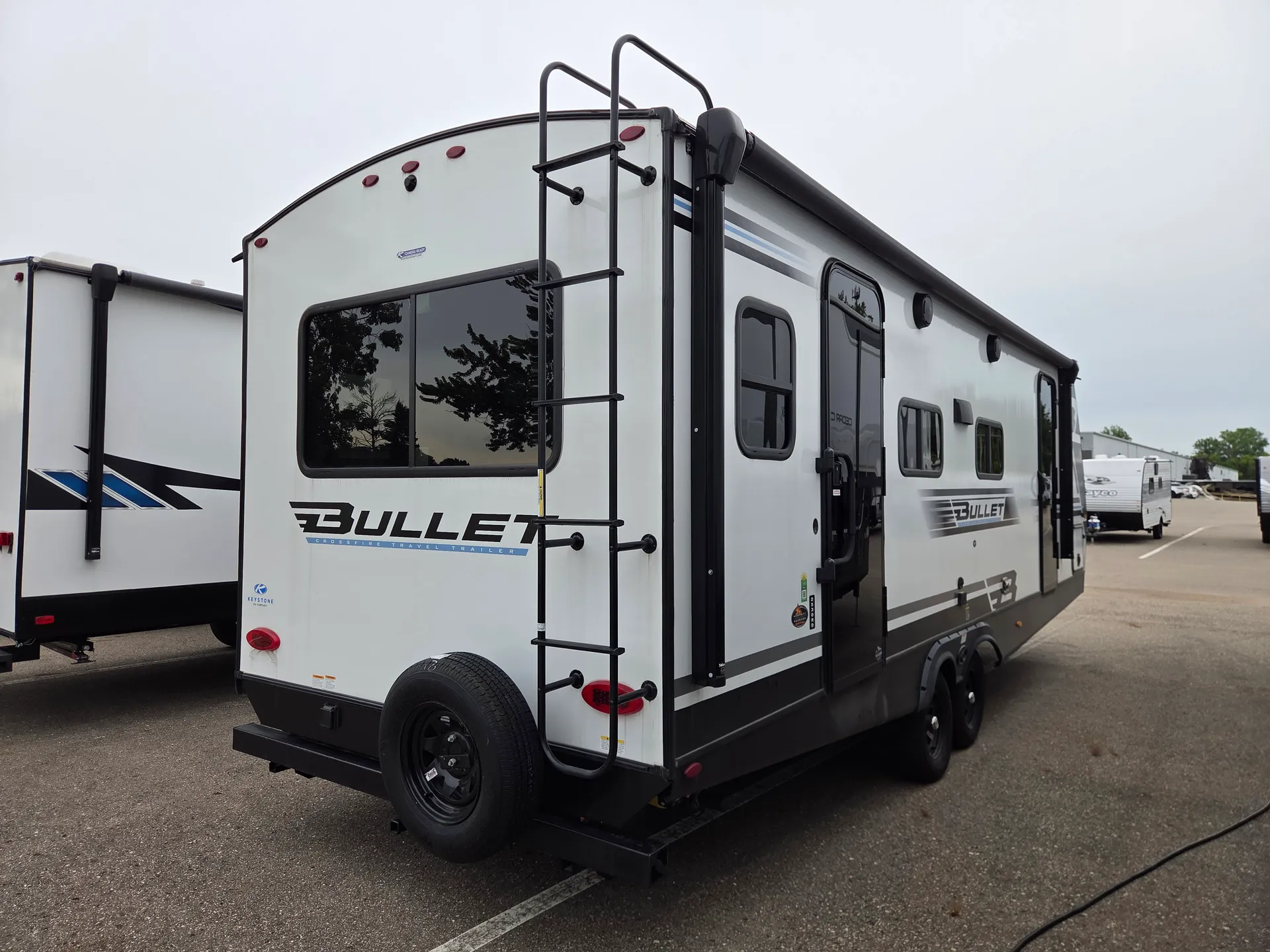2025 Keystone Bullet Crossfire 2530RD - Photo 3