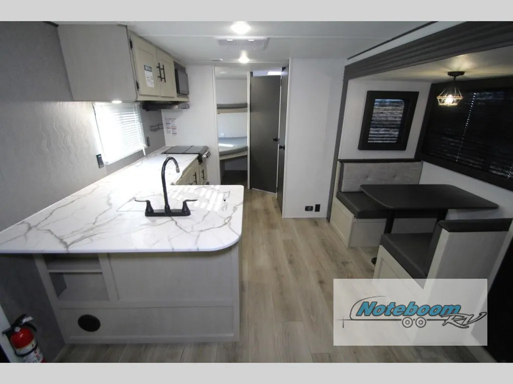 2025 Shasta RVs i-5 Edition 525BHS, Photos photo 10