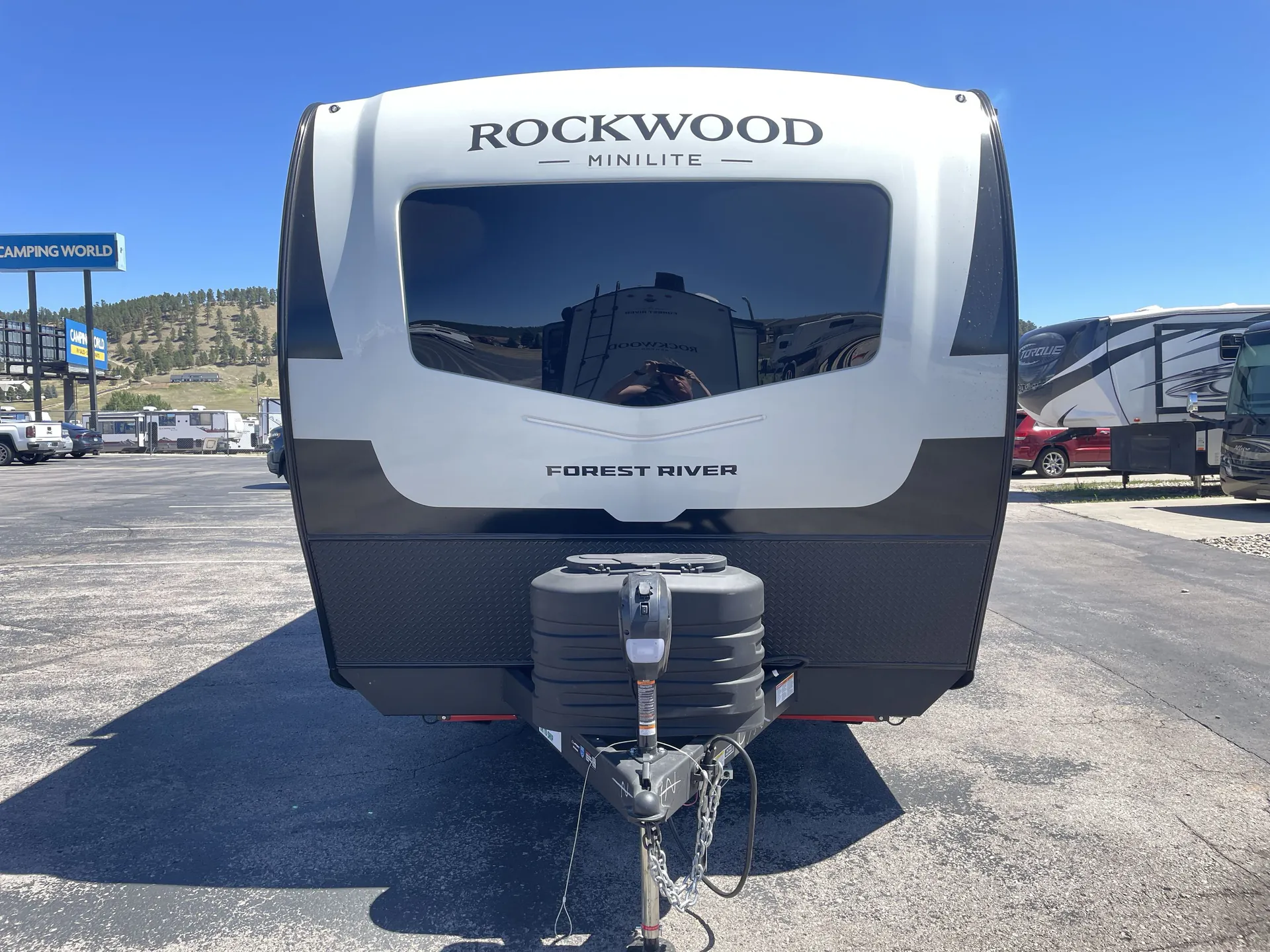 2027 Forest River Rockwood Mini Lite 2109S — front