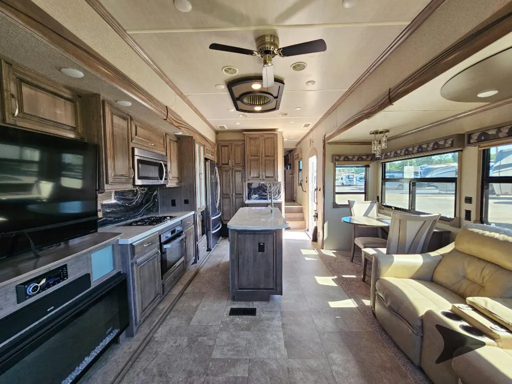 2020 Forest River Cedar Creek Champagne Edition 38EL, Photos photo 22