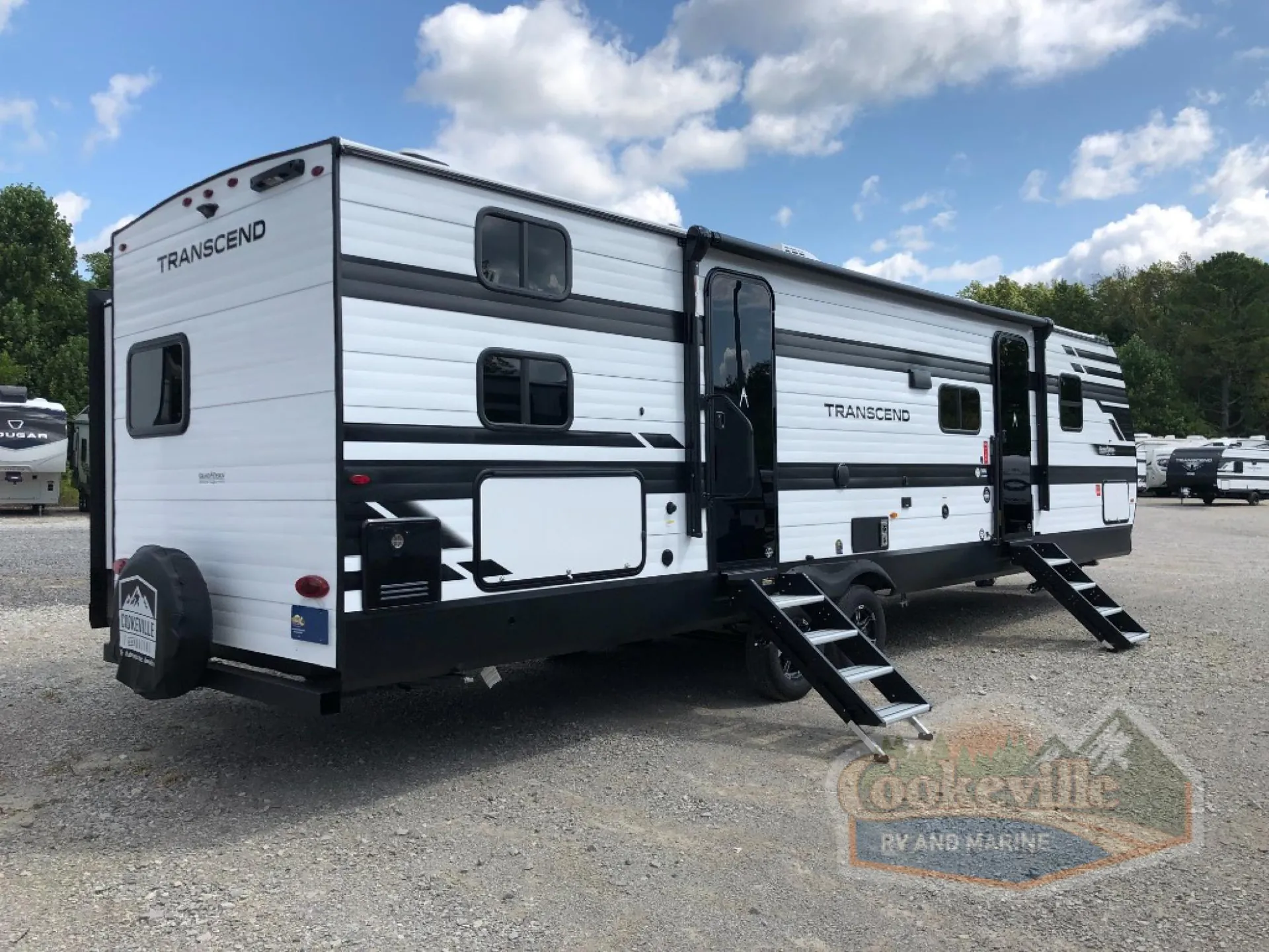 2026 Grand Design Transcend 325BHT - Photo 4