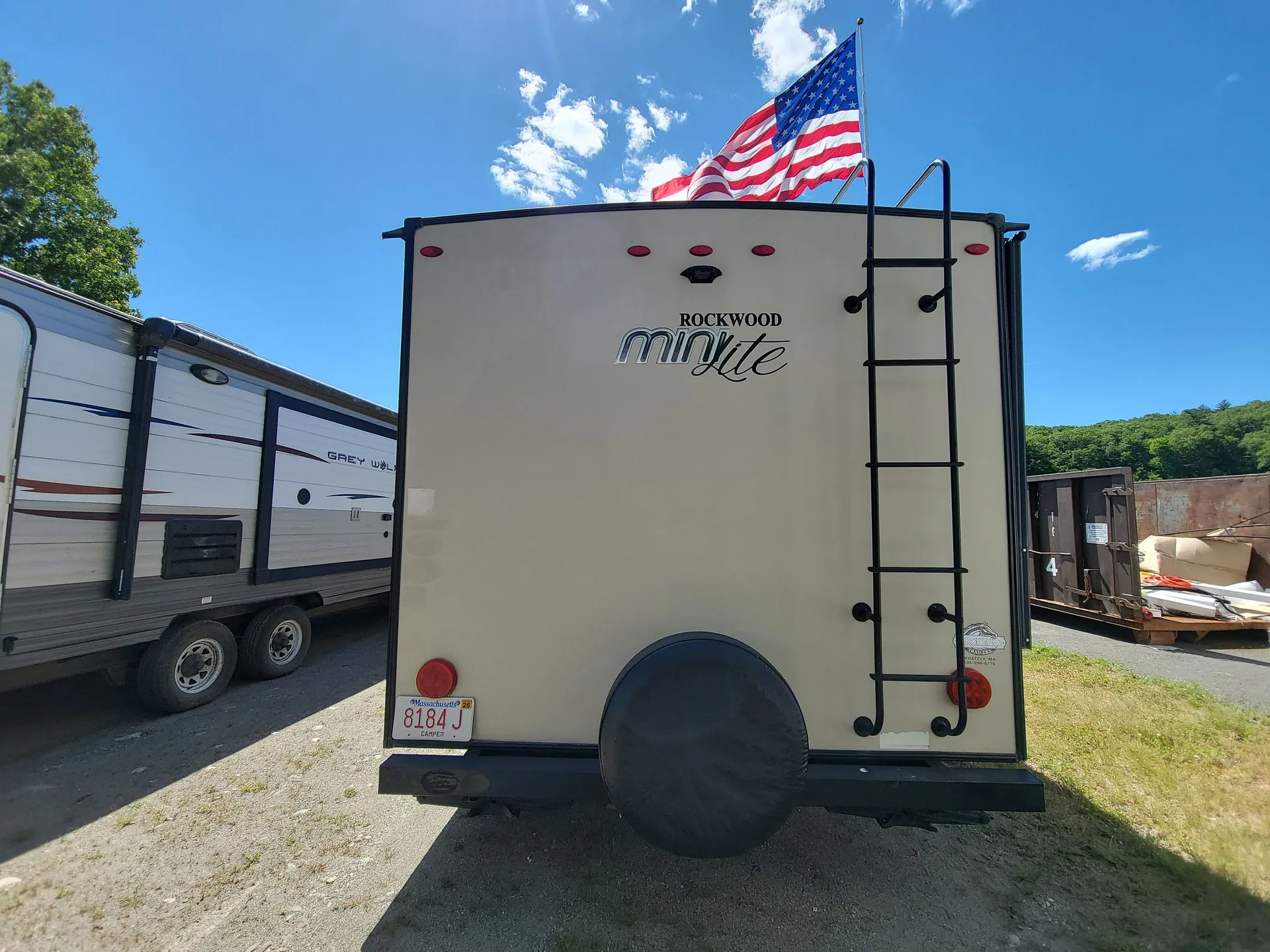 2019 Forest River Rockwood Mini Lite 2508 — backside