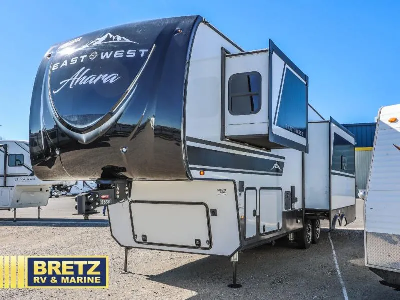 2024 East to West Ahara 325RL - Photo 4