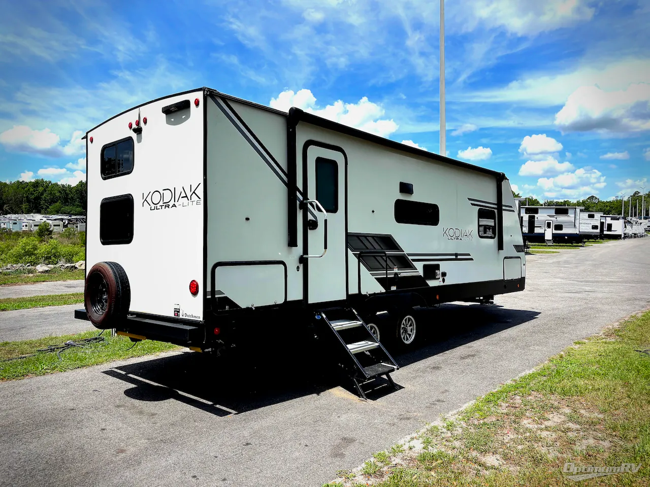 2023 Dutchmen Kodiak Ultra-Lite 250BHSL - Photo 3